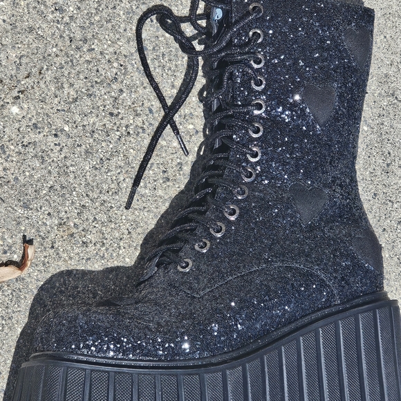 RARE Lamoda Black Heart Platform Boot - Picture 5 of 6